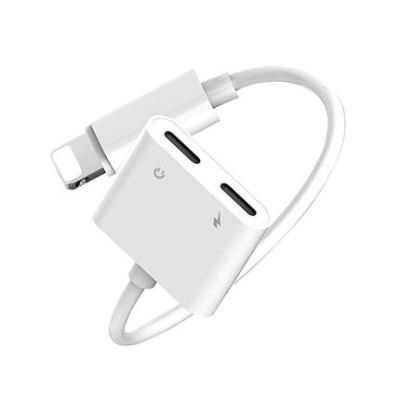 China Hot Sale 3.5mm Male Adapter Jack Splitter Earphone Splitter Audio Adapter Lighting Super Splitter Charging Adapter For Apple iPhone for sale