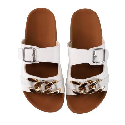 China Wholesale Latest Trend 2021 Fashion Slippers Female Flat Key Chain Slide Slipper Fashion Outdoor Chain Slippers for sale