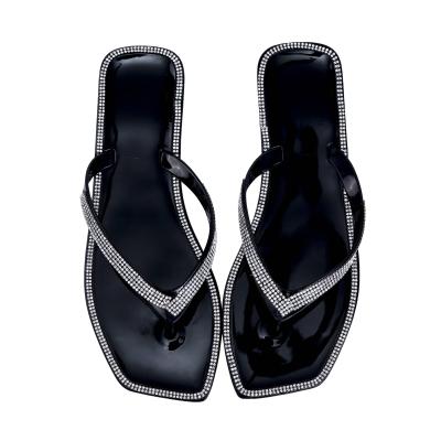 China Fashion Trend Women Flip Flop Slippers Brand Plastic Slippers For Summer Slides Slipper Sandals Diamond for sale