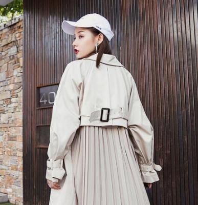 China Sustainable Fashion Designer Ladies Pleated Trench Coats Fashionable Style Women Beige White Anorak for sale