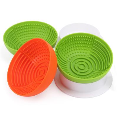 China Slow Conductive Pet Stocked Healthy Feeding Natural Silicone Create Licking Food Treat Around Cat Dog Lick Bowls for sale