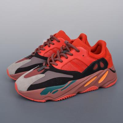 China Dropshipping Wholesale Men Women Anti-slippery Yeezy 700 Brand Designer Sneakers Yeezy 700 Casual Chunky Shoes Lace-Up Fashion Wave Runner Shoes for sale