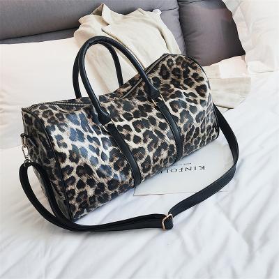 China Motorcycle & Hot Selling Biker Leopard Printing Large Capacity Handbags Women Trip Bags Travel Bags Barrels Ladies Shoulder Bags for sale