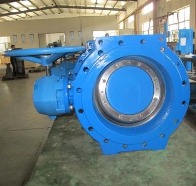 China DN80-1200 general flanged butterfly valve with gearbox and handwheel, double eccentric, cast iron body for sale