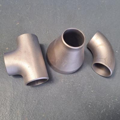 China Flange de tubos de titânio forjado e CNC resistente à corrosão com superfície em conserva à venda