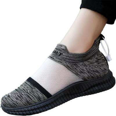 China 2022 New Fashion Trend Outdoor Men's Breathable Sports Shoes Comfortable Lightweight Sports Shoes Men's Sports Shoes for sale