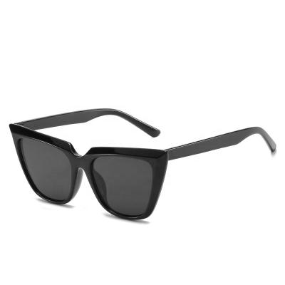 China New Custom Wholesale Soft Sunglasses Cat Eye Frame High Quality Sunglasses for sale