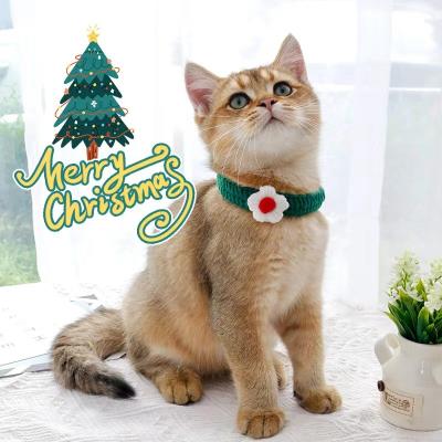 China Floral Knitted Flowers Stocked Kitty Teddy Ornaments Cat Collar Sweet Ragdoll Multicolor Handmade Christmas Pet Collar for sale