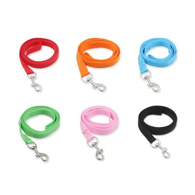 China Customized New Dog Nylon Rope Traction Rope Outdoor Dog Travel Safe Dog Leash for sale