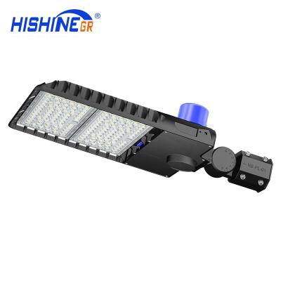 China Energy Saving ROAD 185LM/W 200W LED Parking Lot Light With 37000LM DLC Approved Led Street Area Lamp For Shoe Box Light for sale