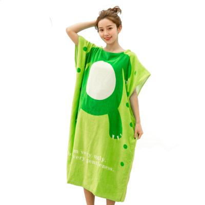 China 100% Cotton Lovely Green Color Custom Design 100% Cotton Adult Hooded Wearable Beach Towel for sale