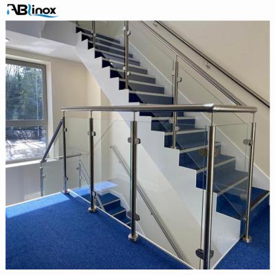 China Modern Design 15mm Glass Balustrade SS Railling Modern Glass Balustrade Post 316 for sale