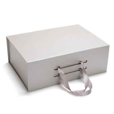 China Recyclable High Quality Fashion Cardboard Portable Gift Boxes With Magnetic Lid Cardboard Jewelry Gift Box for sale