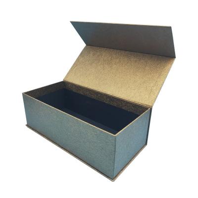 China Recyclable Gold Rigid Paper Packaging Boxes With Magnetic Closure Flap Lid For Red Wine for sale