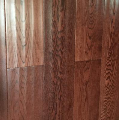 China Traditional Engineered Handscraped Wine Color Oak Flooring for sale