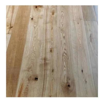 China Traditional high quality real wood solid oak flooring for sale