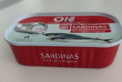 China De commerciële Vissen van de Steriliteits125g Ingeblikte Sardine in Sojaolie Te koop