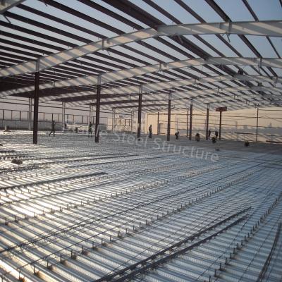 China Prefabricated Light Steel Structure metal Workshop with Large Span for sale