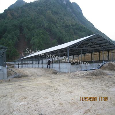 China Structural Steel Poultry House for Pig or Goat Barns with high standard quality for sale