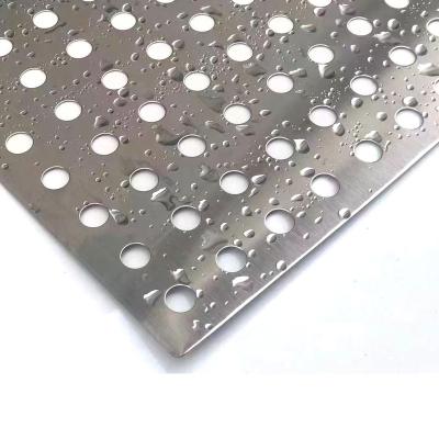 China HHeavy Perforated Duty Plate Mesh Architectural Punching Multiple Hole Shapes Perforated Metal Mesh for Road Noise Reduction for sale