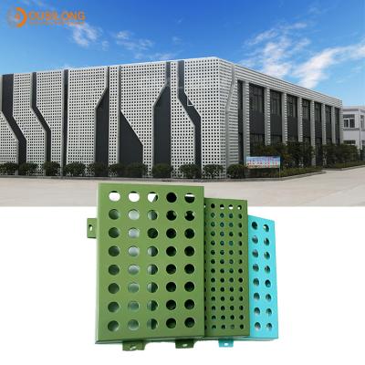 China Dekoratives Wand-Metalldeckenverkleidung perforierte Aluminiumdecke mit Ziegeln deckt 2 x 2 zu verkaufen