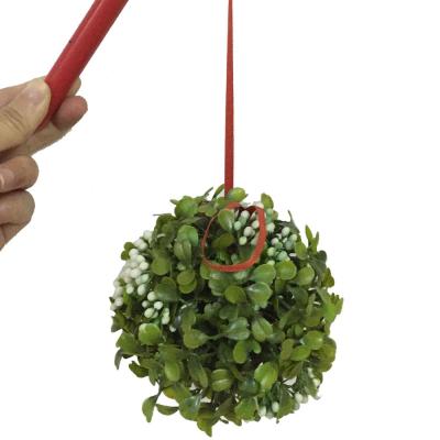 China 2019 New Design Extended Handle PVC Christmas Decoration Stainless Steel And Mistletoe For Sale for sale