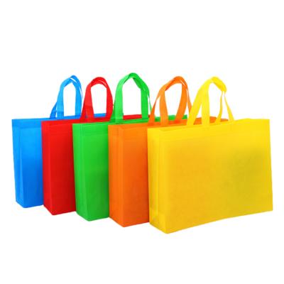 China Promotional Customized Laminated Eco-Friendly Color Nonwoven Bag Eco-Friendly In Stock for sale