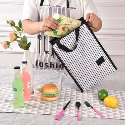 China Lunch Cooler Tote Bag Thermal Insulated Waterproof Eco - Friendly Small Portable Bag for sale