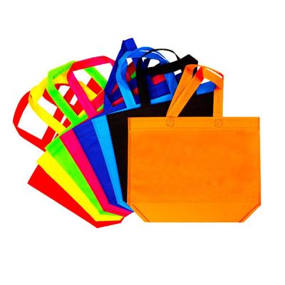 China Wholesale High Quality Eco Friendly Customized Foldable Non Woven Handled Bag Customized Logo for sale