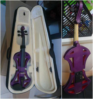 China Los violines eléctricos del Basswood sólido púrpura profesional, clasifican 4/4 3/4 1/2 1/4 1/8 en venta