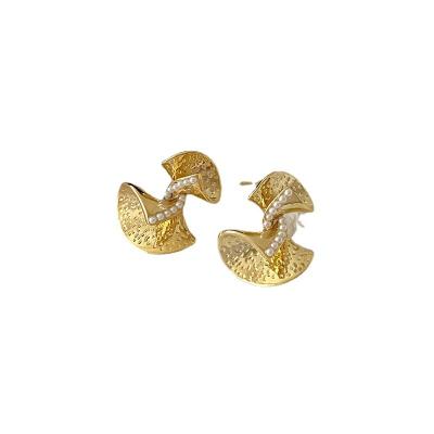 China New Style TRENDY Earrings Beautiful Fashion Twist Gold Earrings With Pearl for sale