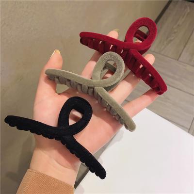 China Smart Casual Plush Hair Claw For Women Flocking Large Hair Claw Flower Shark Clip Plastic Hair Clips Geometric Square Clips for sale