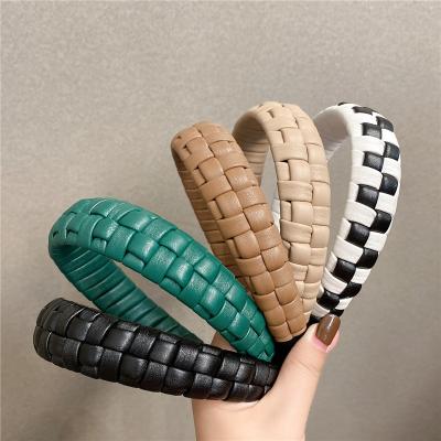 China Retro Temperament Leather Braid Band Fashion PU Hair Band Woman Hair Leather Accessories for sale