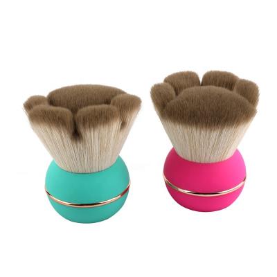 China Newcomer Creative Simple Cute Pink Dog Paw Claw Make Newcomer DIY Spot Brush Up Brush Kabuki Cat Claw Brush Beauty Accessories Brush for sale