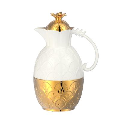 China PORTABLE Luxury Middle East Style Pineapple Shape FULL Arabic Coffee Pot 1.0L Thermos Pot for sale