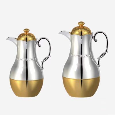 China PORTABLE Arabic Luxury Middle Eastern Thermos Portable Drinking Pot Gold + Silver 500-800ml Coffee Pot Set for sale