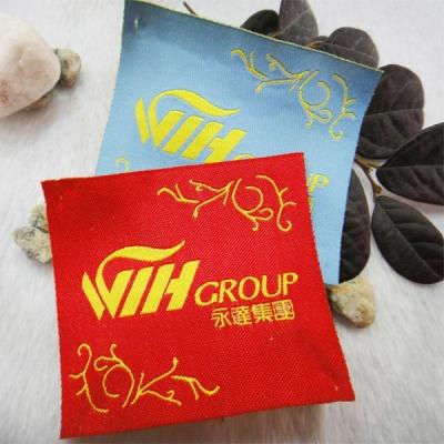 China Factory Wholesale High Quality Woven Label Custom Sew On Woven Clothing Labels en venta