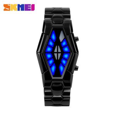 Chine Montre de bande métallique de style de yeux de serpent, montre-bracelet légère bleue d'affaires à vendre