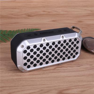 China High quality fashionable wireless BT portable mini speakers can play for 2-4 hours for stage home theater for sale