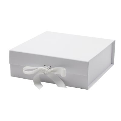 China Biodegradable A5 Square White Magnetic Gift Box With Ribbon For Necklace Magnetic Boxes Small Magnetic Gift Box for sale