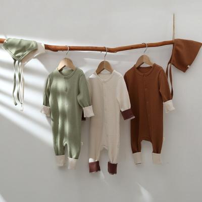 China Substantial Cotton Washable Breathable Organic Infant Clothes Long Sleeve Baby Waffle Bodysuits Boy Girls Waffle Rompers With Hats for sale