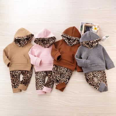 China Casual Baby Clothes Fall Winter Leopard Hoodie Sets With Pockets Girls Sweatshirts Shear Striped Tracksuit Outfits for sale