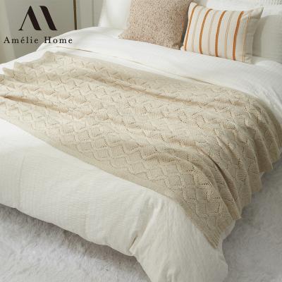 China Amelie Home Designer Knitted Blanket Anti-Static Cozy Bed Blanket Throws Chunky Knit Blanket Custom Made for sale