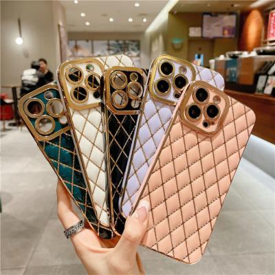 China Cell Phone Shockproof Bags and Cases For iphone 13 Pro Max Gold Diamond Pattern Soft Phone Case Cover 3d Case for sale