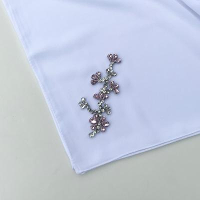 China 2021 New Fashion Soft Breathable Flower Bead Chiffon Scarf Flower Pearl Tube Long Feeling Scarf Women for sale