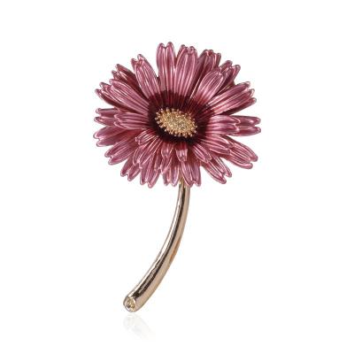 China ALLOY design fashion jewelry hot selling brooches alloy flower brooches for sale