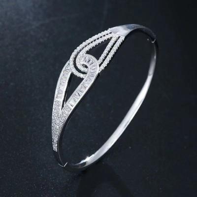 China 2021 New Style CLASSIC Vintage Hotsale Luxury Bracelet For Ladies Women Gift Party for sale