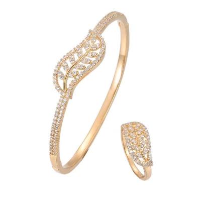 China Wholesale Fashion Jewelry Gold Silver Zircon Bangle Bracelets CLASSIC for sale