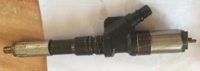 China KOMATSU PC450-7 6737-12-3110 6737-12-1121 INJECTOR for 6D125 engine for sale