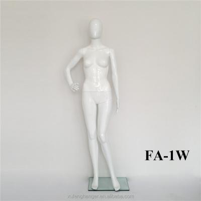 China Plus Size Mannequin Window Display Form Plastic Glossy Female Mannequin for sale